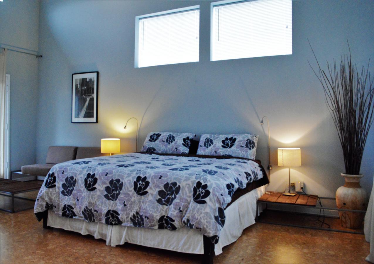 Modern B & B Х'юстон Екстер'єр фото
